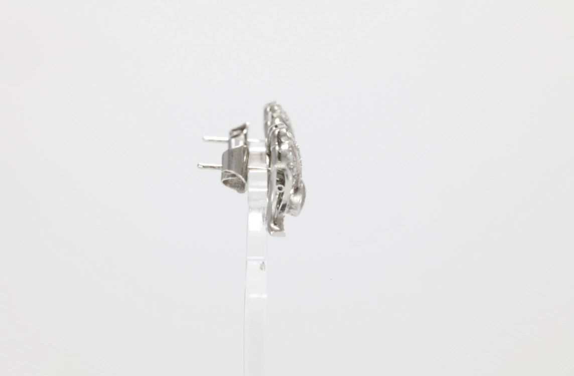 Turntable image 29