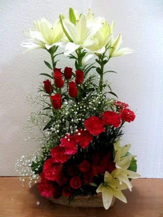 Rose n Lilium Arrangement