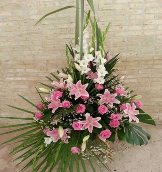 Gladiolus with Lilium