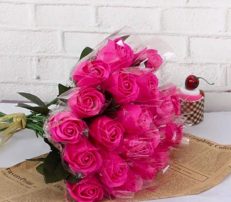 Rani Pink Roses Bouquet