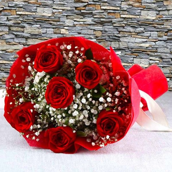 8 Red Roses Bouquet