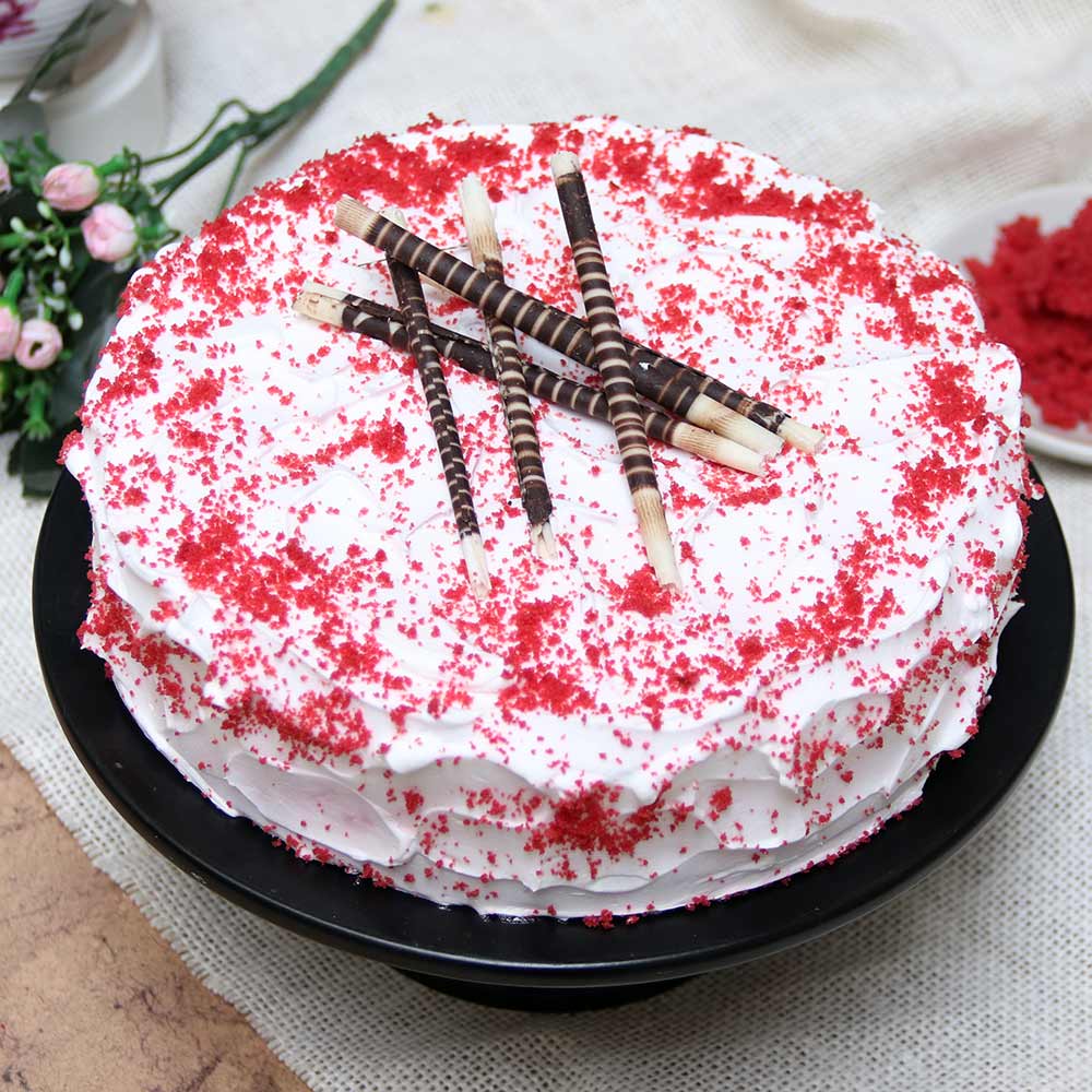 Red Velvet Cake With Choco Sticks