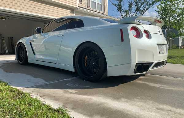 2009 Nissan GT-R