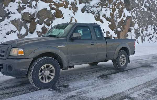 2010 Ford Ranger 4x4 5.3 4L80 np261hd AC and heat