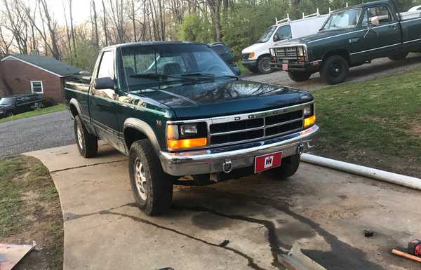 lifted dodge dakota