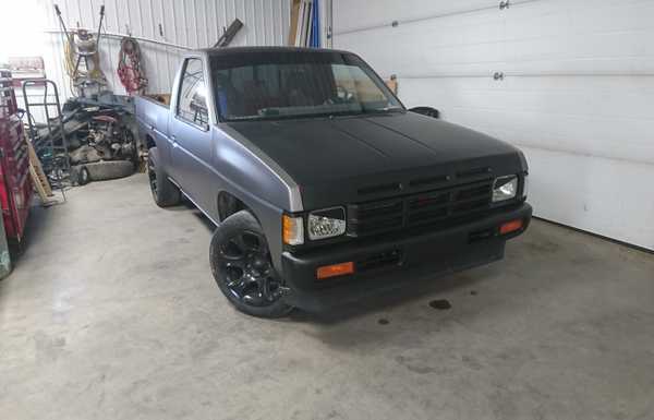 1991 Nissan D-21