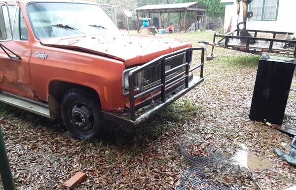 1973 chevy c30 350 4 bolt main 350 v8