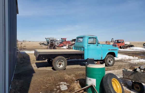 1959 chevy apache 5.9 cummins