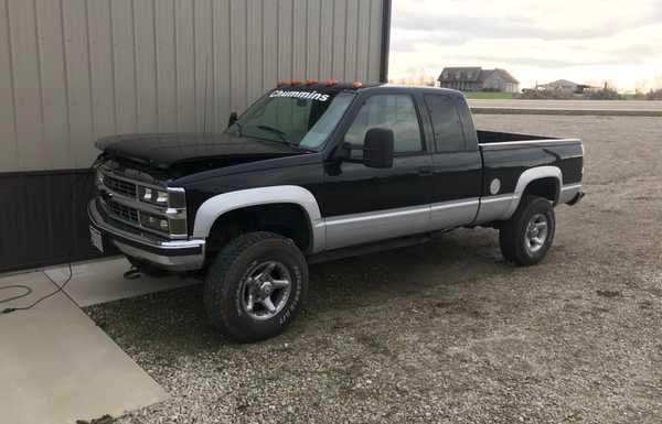 1997 Chevy K2500 5.9 12v Cummins nv4500