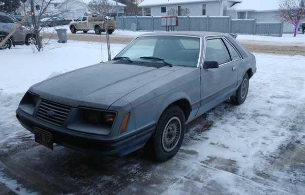 1984 Ford Mustang L