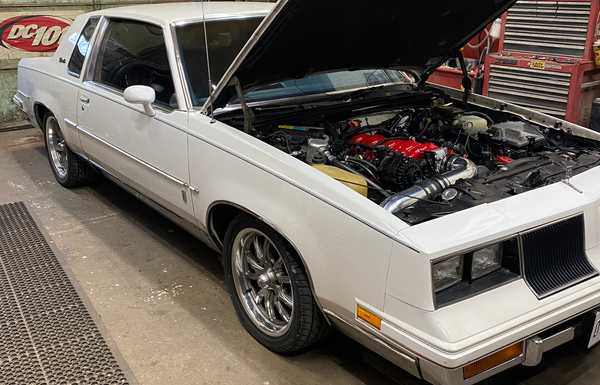 1986 olds cutlass salon