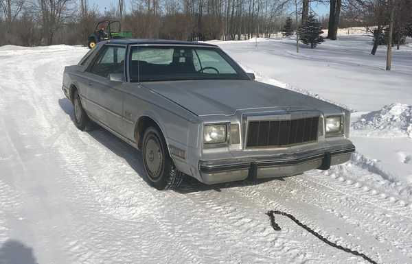 1981 Chrysler cordoba, "69k kilometre" original 318