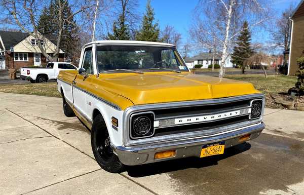 1971 Chevrolet C10 - The Mustard Express