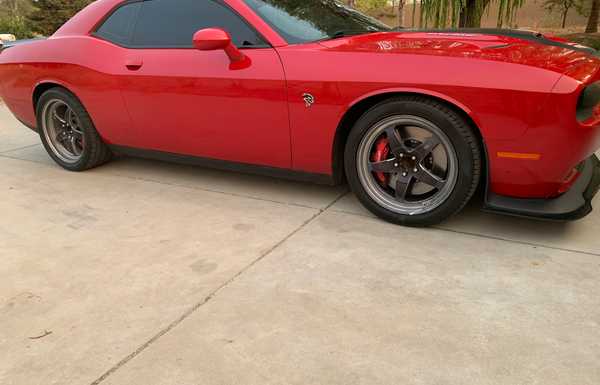 2016 Dodge Challenger Hellcat