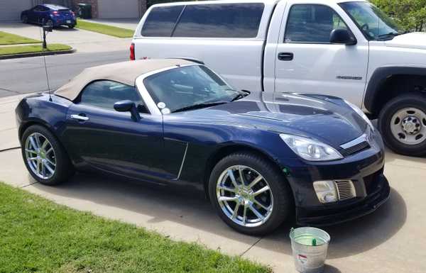 2007 Saturn Sky Redline drivetrain swap, 600hp LS7