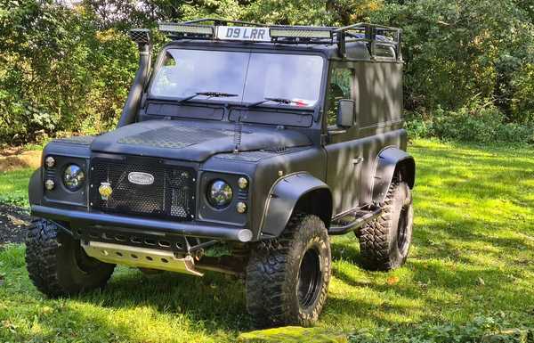 1996 defender 90