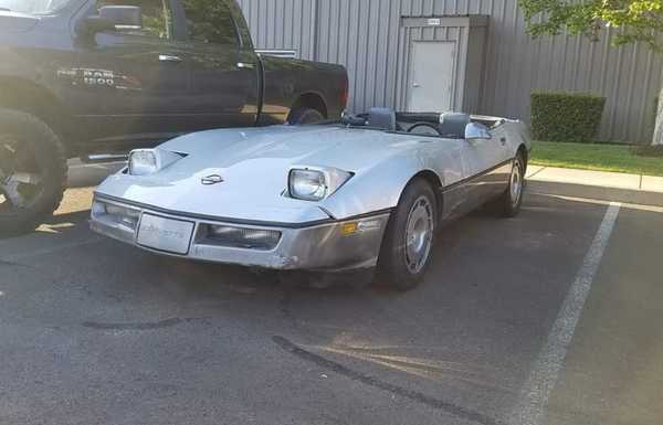 86 corvette ish