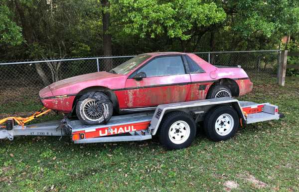 1985 Pontiac Fiero 2M4