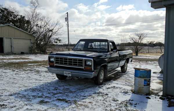 1982 Dodge D250