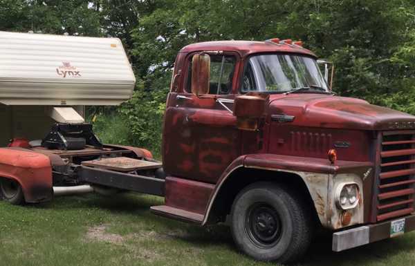 1963 dodge 700