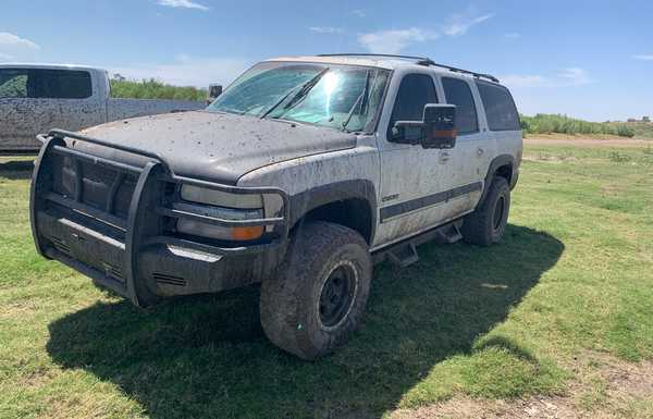 2001 Chevy burban 2500