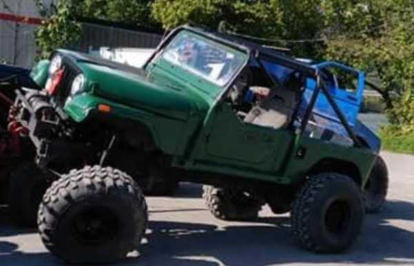 1976 CJ7 318 dodge