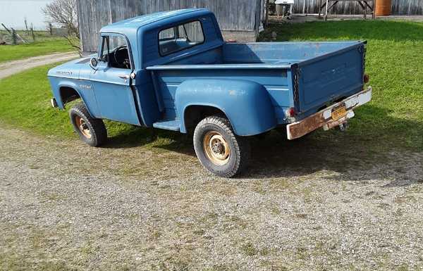 1963 Dodge W200