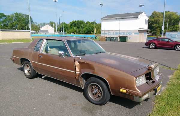 1985 Oldsmobile Cutlass Supreme