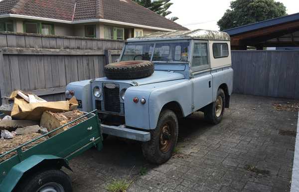 1967 Land Rover Series 2a