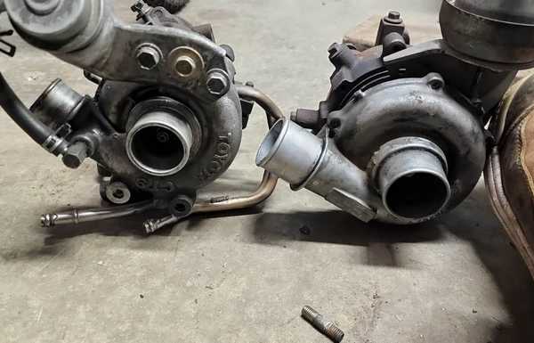 Size comparison between the factory CT9 turbo and a PK Ford Ranger vnt turbo I fitted. The vnt can pull down tighter than the factory turbo so boost will almost be produced on idle 