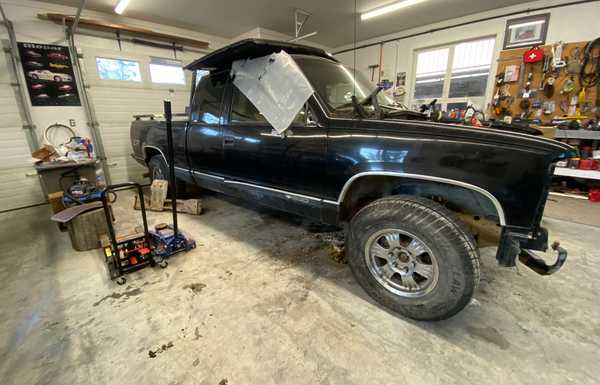 Sits pretty good with all that extra weight. Sits pretty good with all that extra weight.