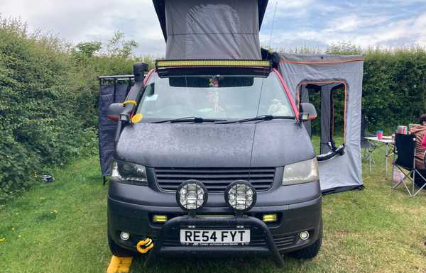 VW Transporter Overland Camper