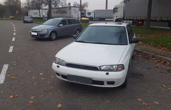 Nov. 2019 - Front view from the first check up, bonus my trusty first and support vehicle the Opel in the back