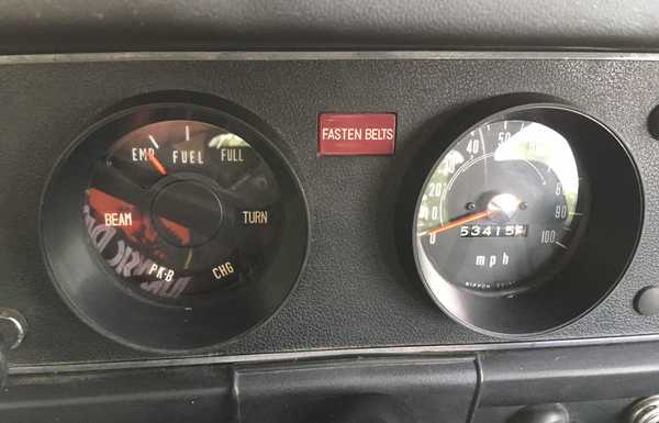 Such a nice old school gauge cluster