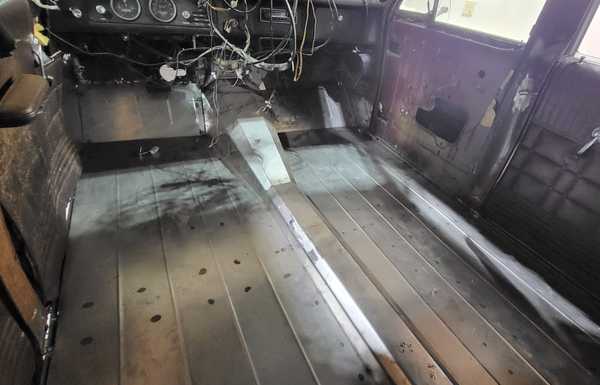 New floor, hand fabricated kick panels, hat channels, floor pans and tunnel New floor, hand fabricated kick panels, hat channels, floor pans and tunnel