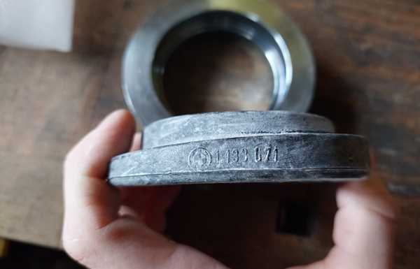 Dezember 2022 - this BMW OEM rubber part Dezember 2022 - this BMW OEM rubber part