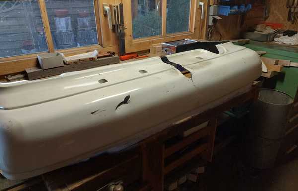 March 2022 - decided to fix the mint rear bumper to make it mint++ March 2022 - decided to fix the mint rear bumper to make it mint++