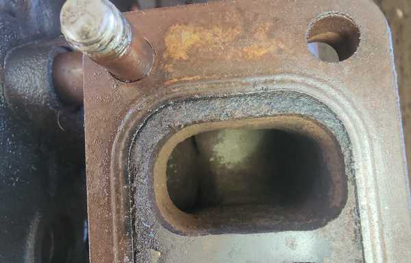 Basically I ported out to the flange and deep into this with serial specialty bits And contoured and outward flared burrs Basically I ported out to the flange and deep into this with serial specialty bits And contoured and outward flared burrs