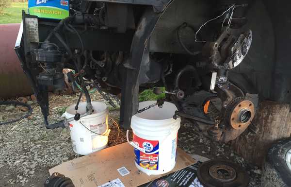 Took the opportunity to replace the brakrs, clutch, pressure plate, dual mass flywheel. Took the opportunity to replace the brakrs, clutch, pressure plate, dual mass flywheel.