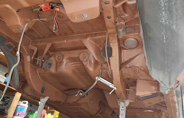 Rusty metal primer Rusty metal primer