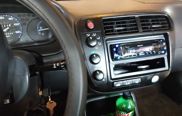 Stereo installed. Stereo installed.