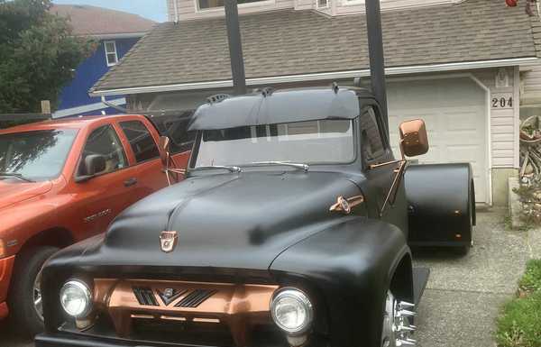 1954 F700 dually diesel