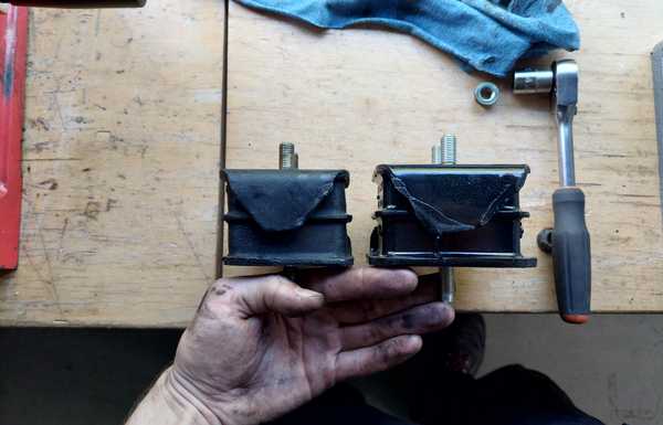 September 2021 - Oem mounts were also 5mm compressed September 2021 - Oem mounts were also 5mm compressed