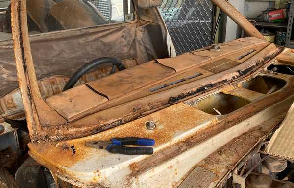 Pulling dash and cowel panel out