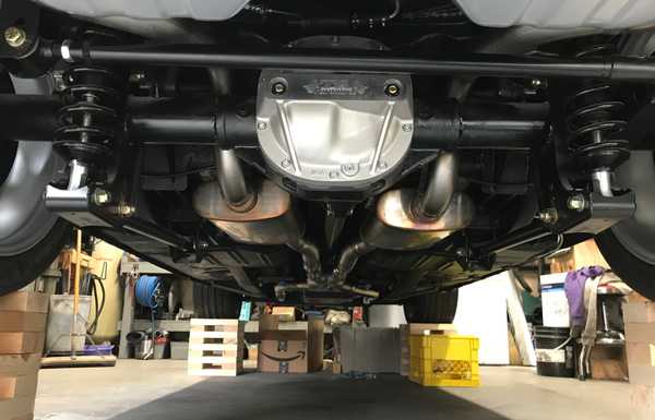 Explorer 8.8 , 2 1/2” stainless exhaust 