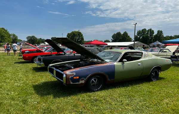 Finally running on a rebuilt Dodge Ram 360 magnum. First car show.