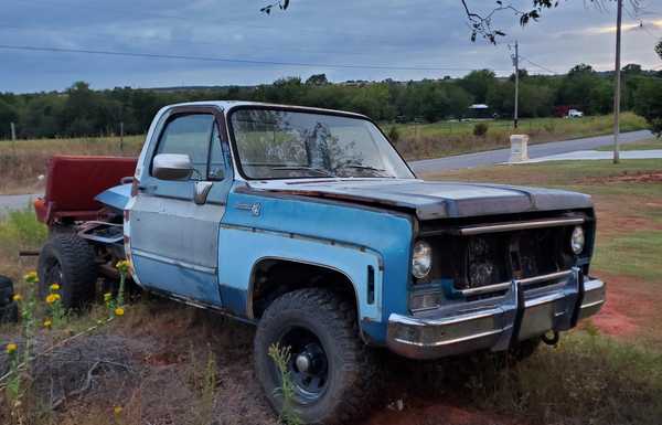 As it sits now waiting for my brother to come work on it with me As it sits now waiting for my brother to come work on it with me