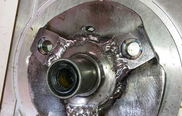 The 90mm drive flange modified to 100mm The 90mm drive flange modified to 100mm