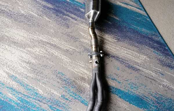 Down pipe, cat, O2 sensor ports Down pipe, cat, O2 sensor ports