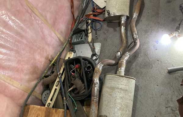 My true dual exhaust that runs down the factory routing so it’s tucked up. Cherry Bomb Turbo mufflers but it’s actually pretty loud. My true dual exhaust that runs down the factory routing so it’s tucked up. Cherry Bomb Turbo mufflers but it’s actually pretty loud.